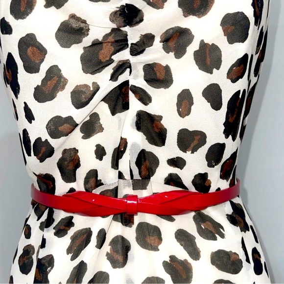Kate Young Lined White Leopard Print
Sleeveless Dress, Women's Size 6 Ruffled - Picture 4 of 13